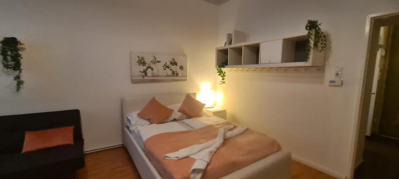 Peaceful Getaway 2br With Shared Spaces * Viena