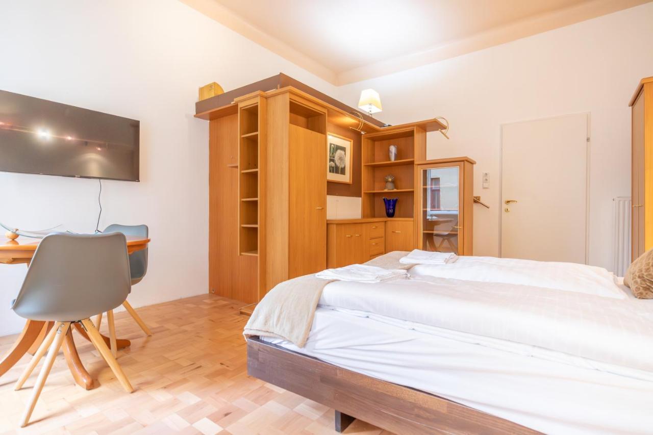 Peaceful Getaway 2br With Shared Spaces * Viena